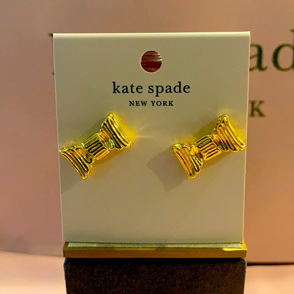 Kate spade “all wrapped up” earrings